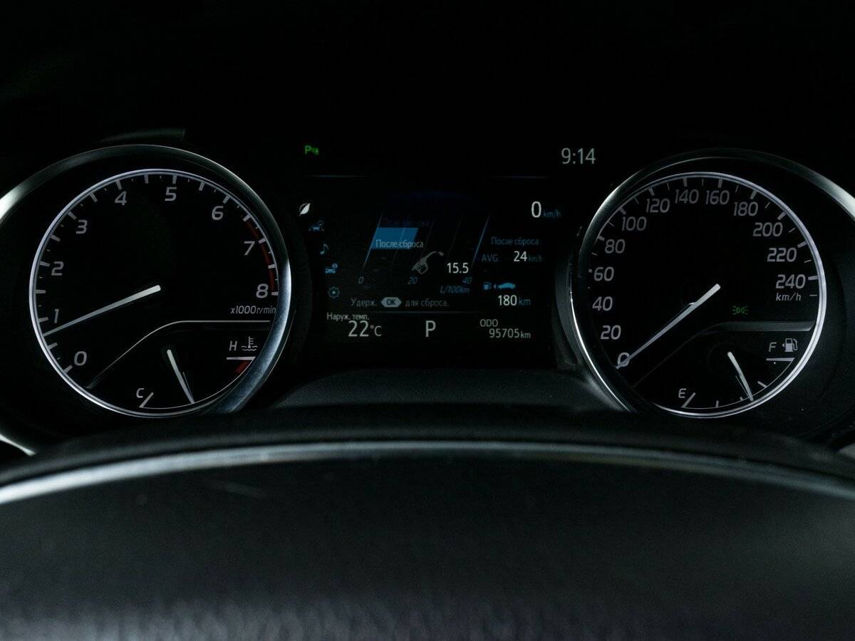 Б/У Тойота Камри 2020 года. Фото: #12