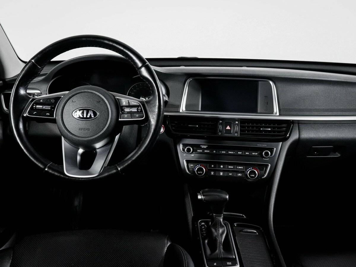 Б/У Киа Оптима 2018 года. Фото: #11