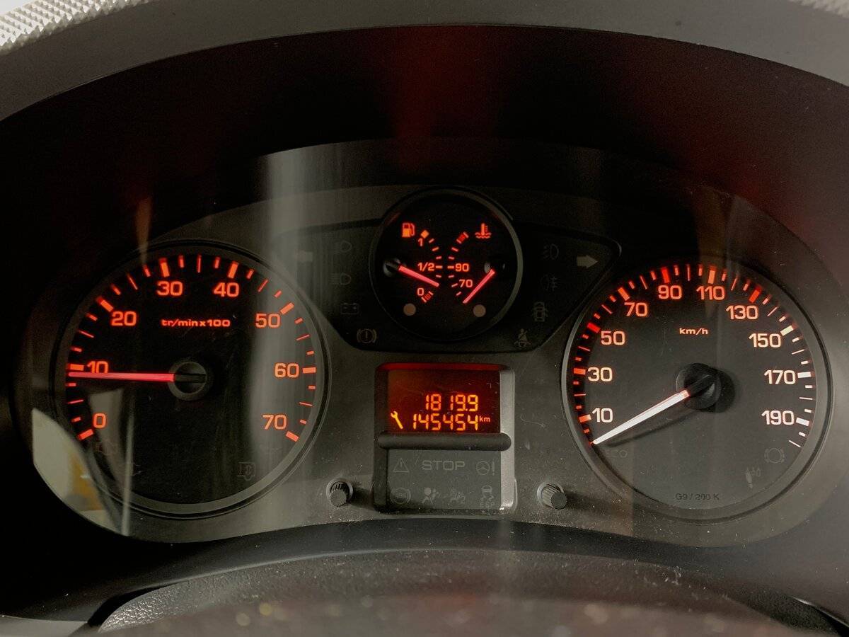 Б/У Ситроен Берлинго 2012 года. Фото: #13