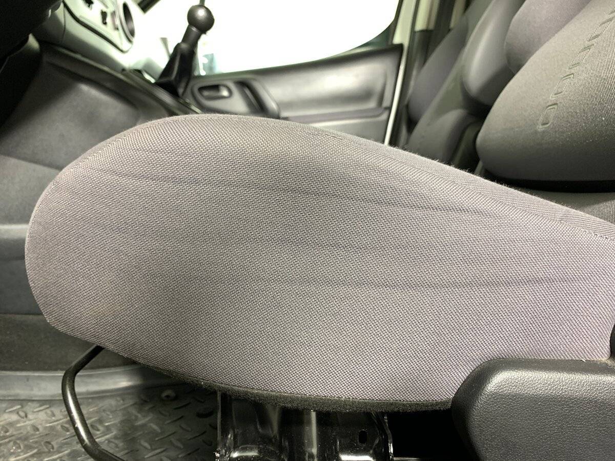 Б/У Ситроен Берлинго 2012 года. Фото: #15