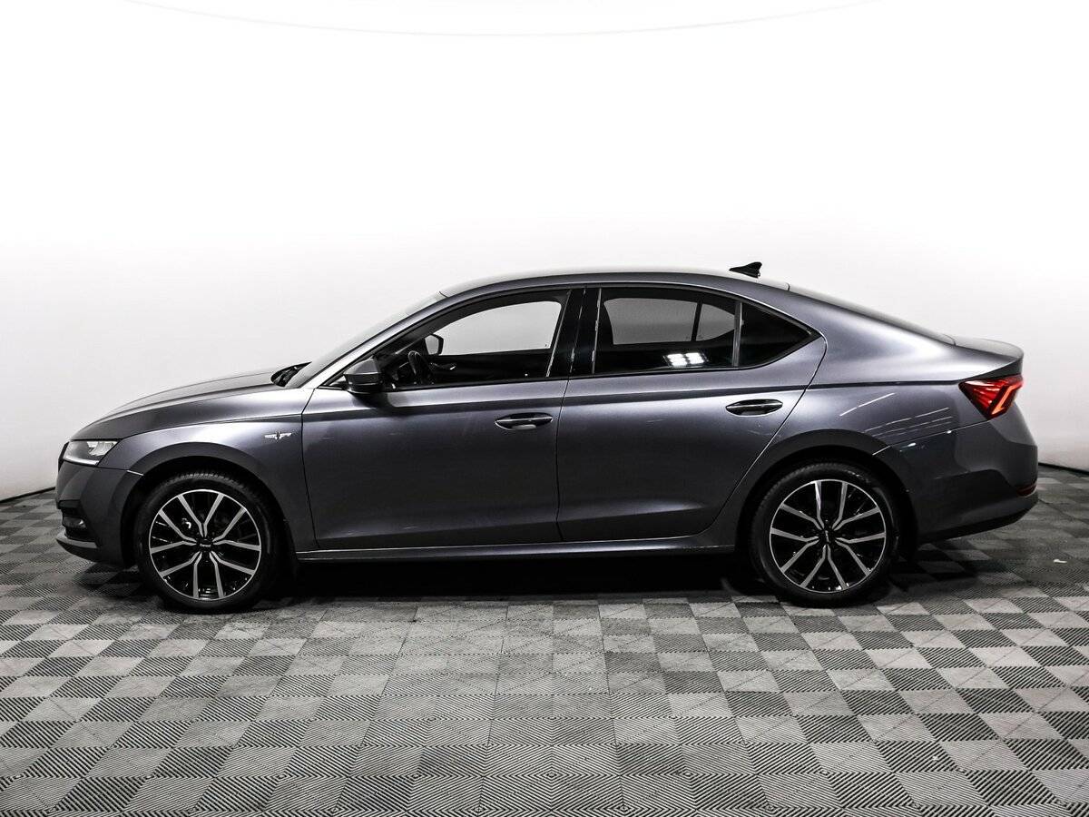 Б/У Шкода Октавия 2021 года. Фото: #7