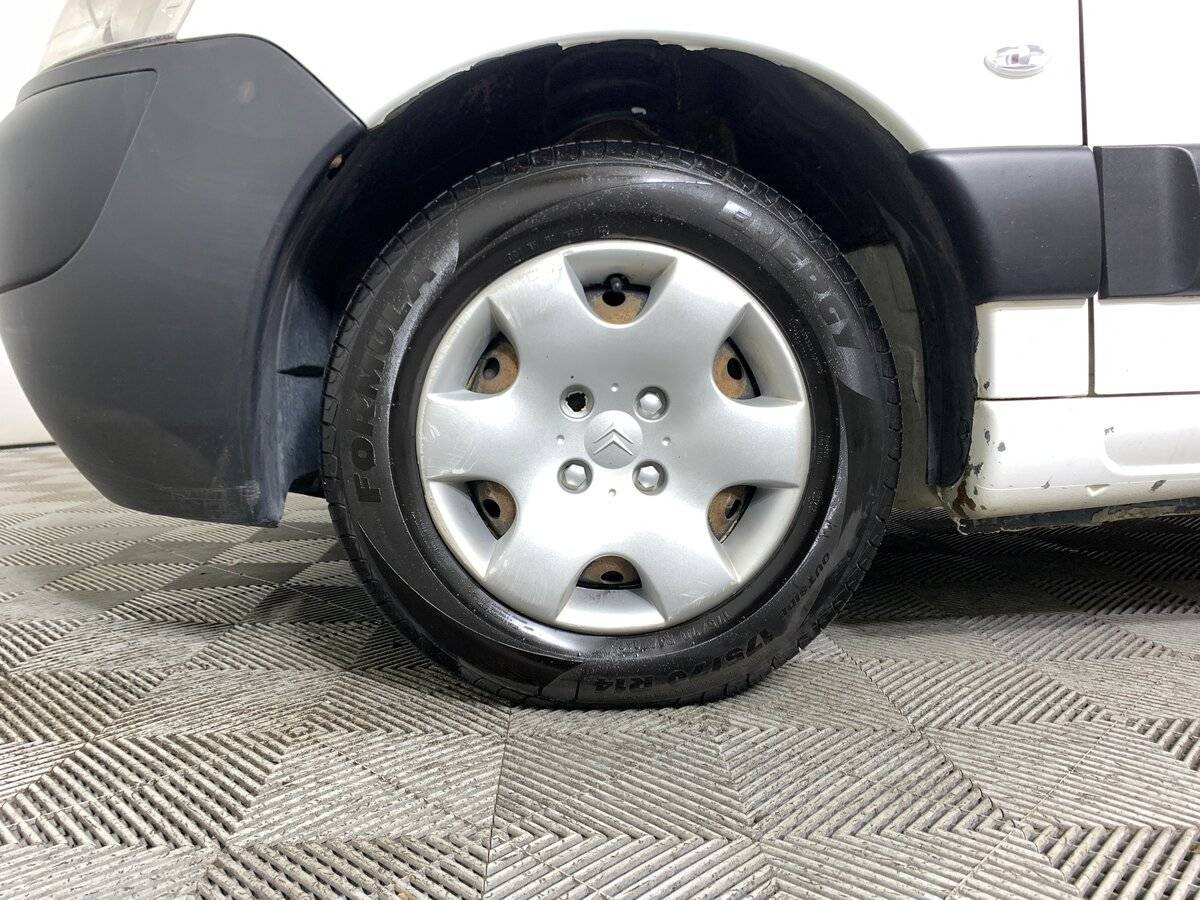 Б/У Ситроен Берлинго 2008 года. Фото: #8