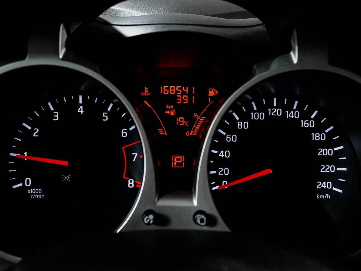 Б/У Ниссан Жук 2012 года. Фото: #10