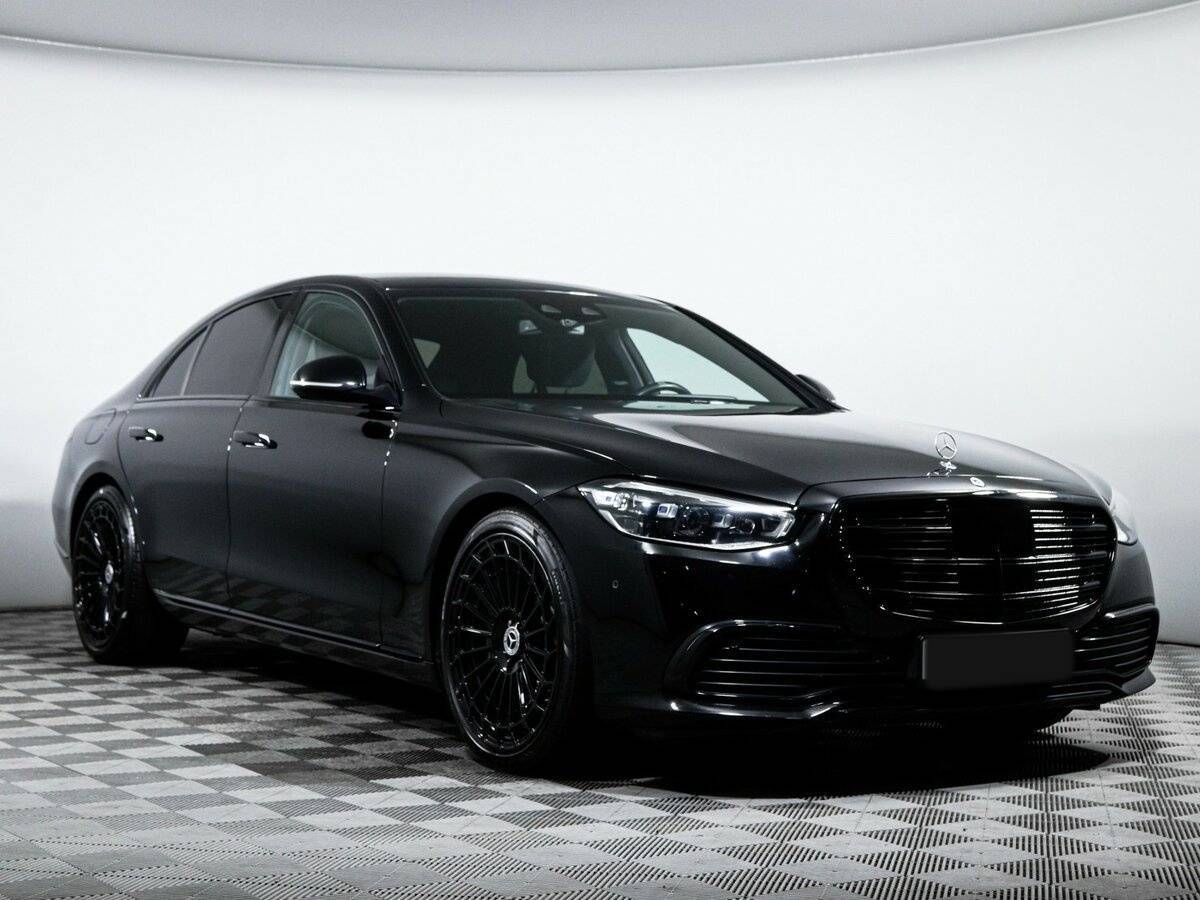 Б/У Мерседес-Бенц С-Класс 2021 года. Фото: #2