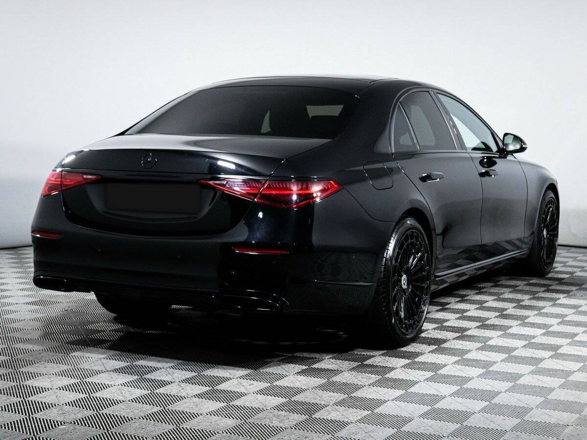 Б/У Мерседес-Бенц С-Класс 2021 года. Фото: #3