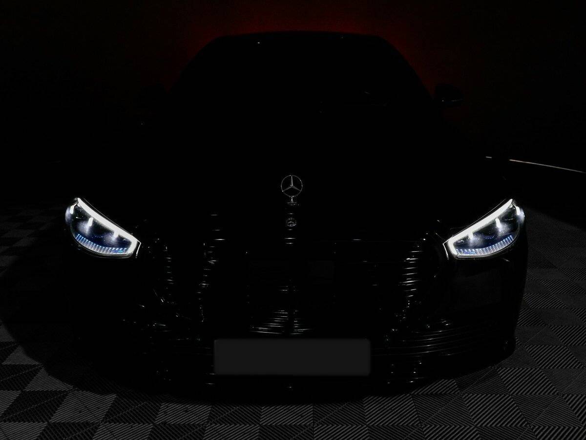 Б/У Мерседес-Бенц С-Класс 2021 года. Фото: #28