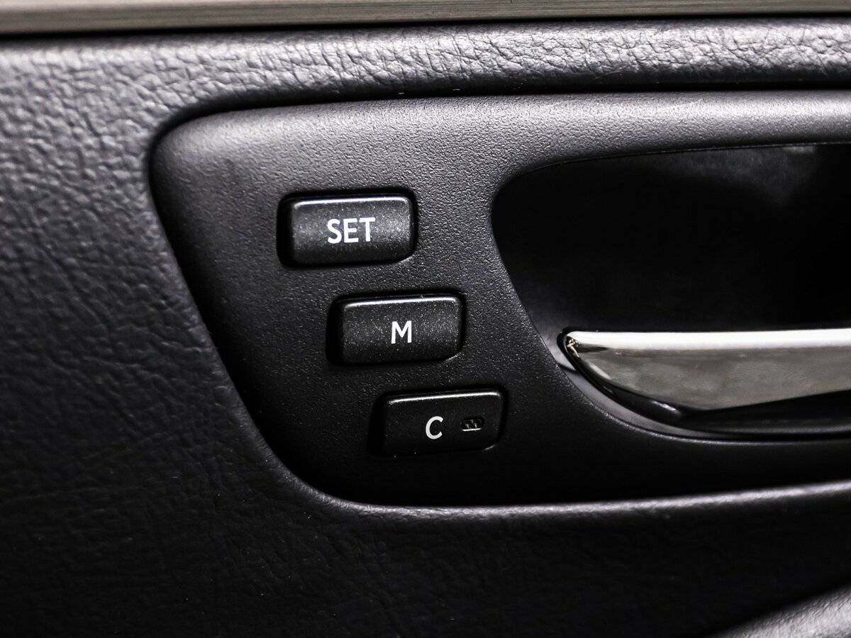 Б/У Лексус ЛС 2012 года. Фото: #15