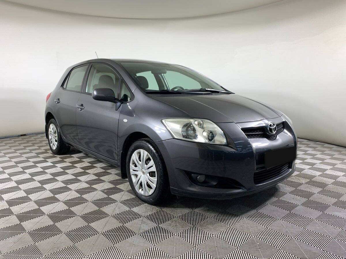 Б/У Тойота Аурис 2007 года. Фото: #2