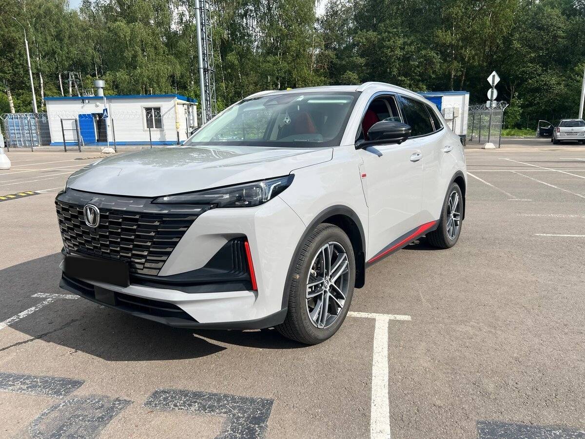 Б/У Чанган UNI-S (CS55 Plus) 2024 года. Фото: #1