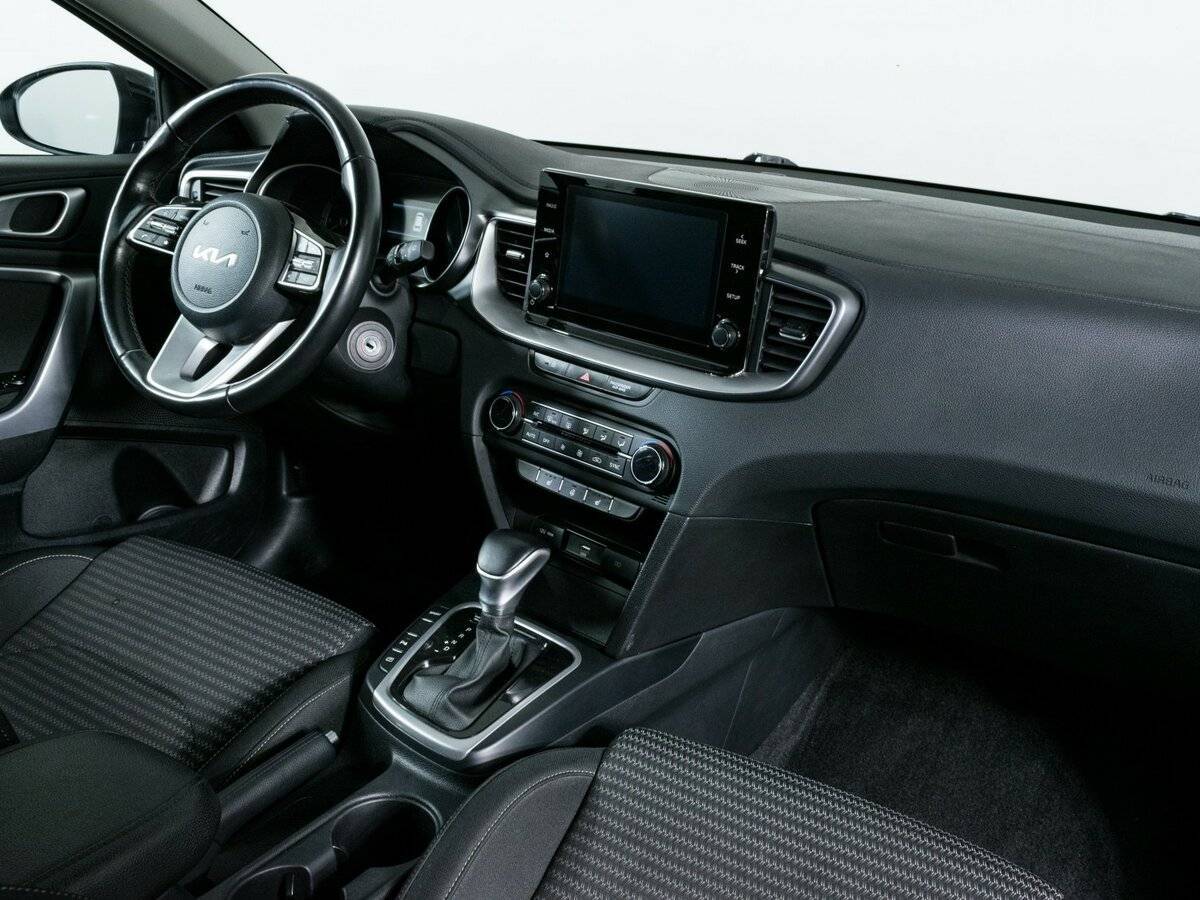 Б/У Киа Сид 2022 года. Фото: #9