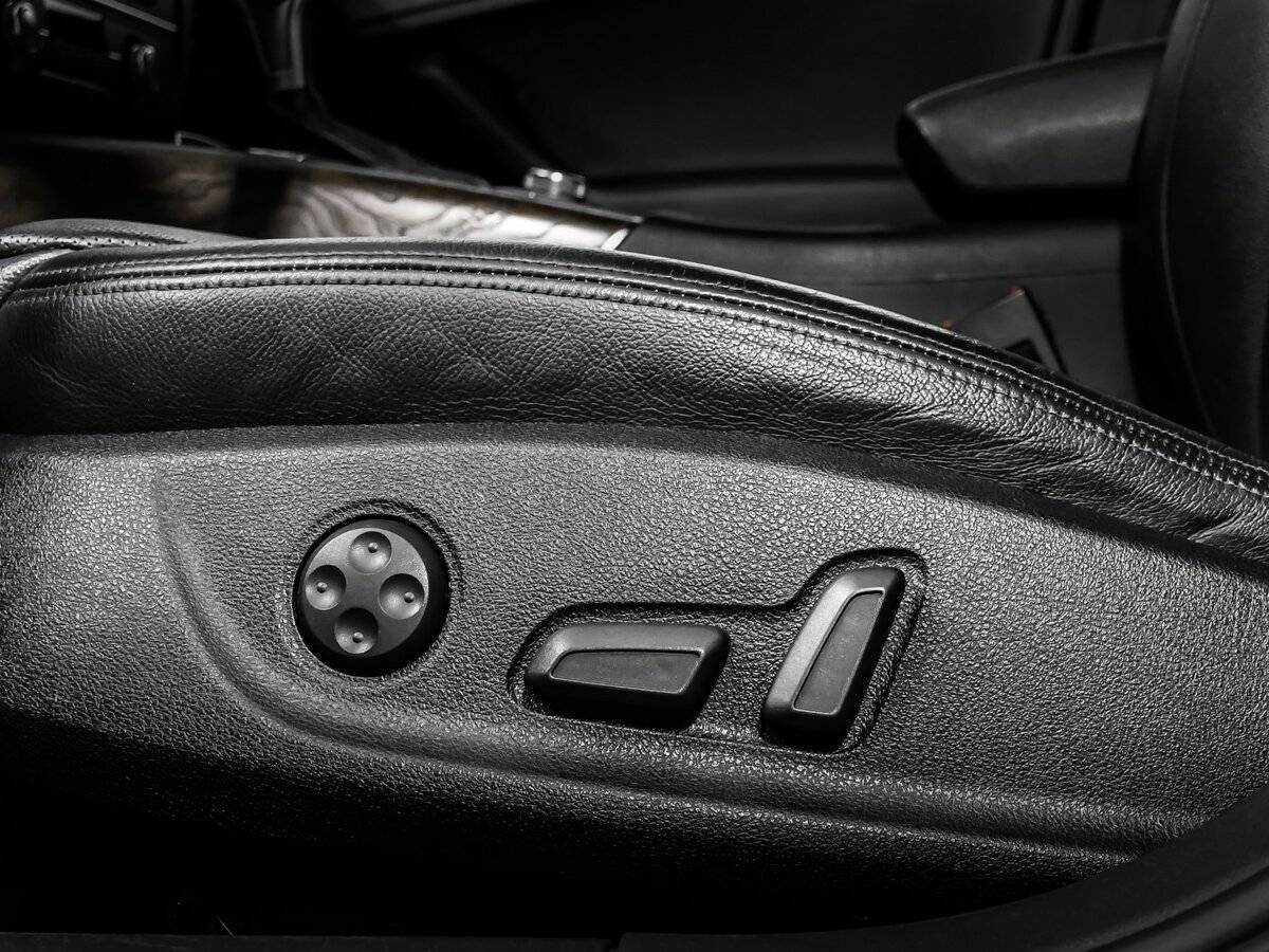 Б/У Ауди А6 2012 года. Фото: #13