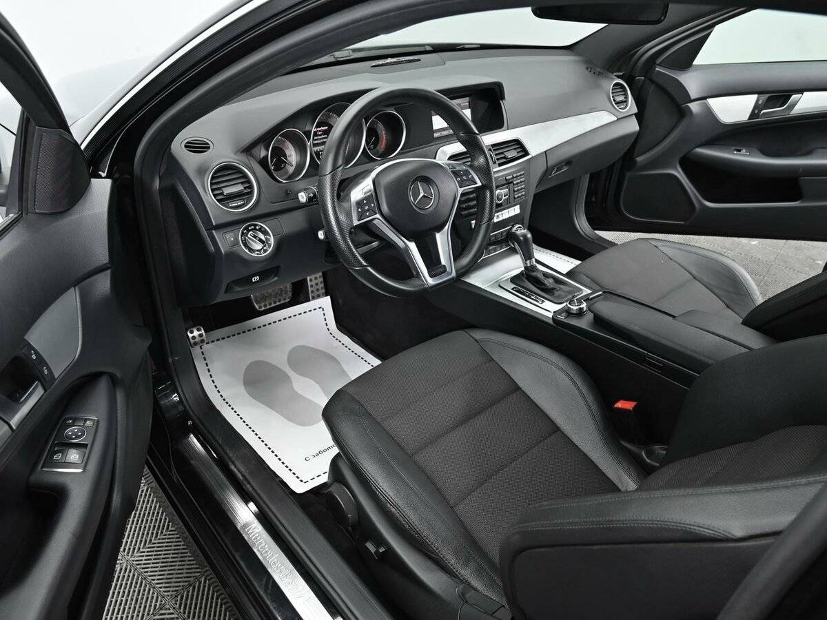 Б/У Мерседес-Бенц Ц-Класс 2013 года. Фото: #6