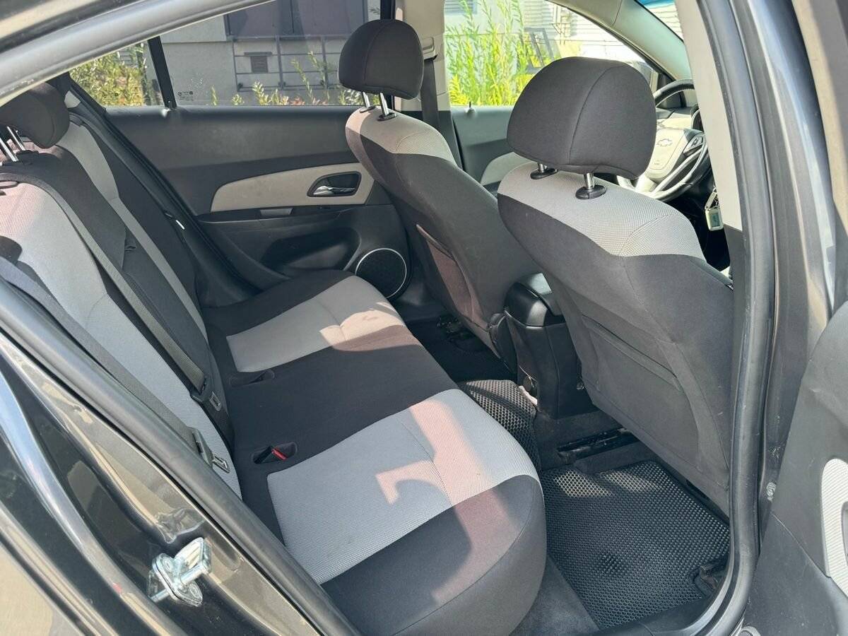 Б/У Шевроле Круз 2012 года. Фото: #5