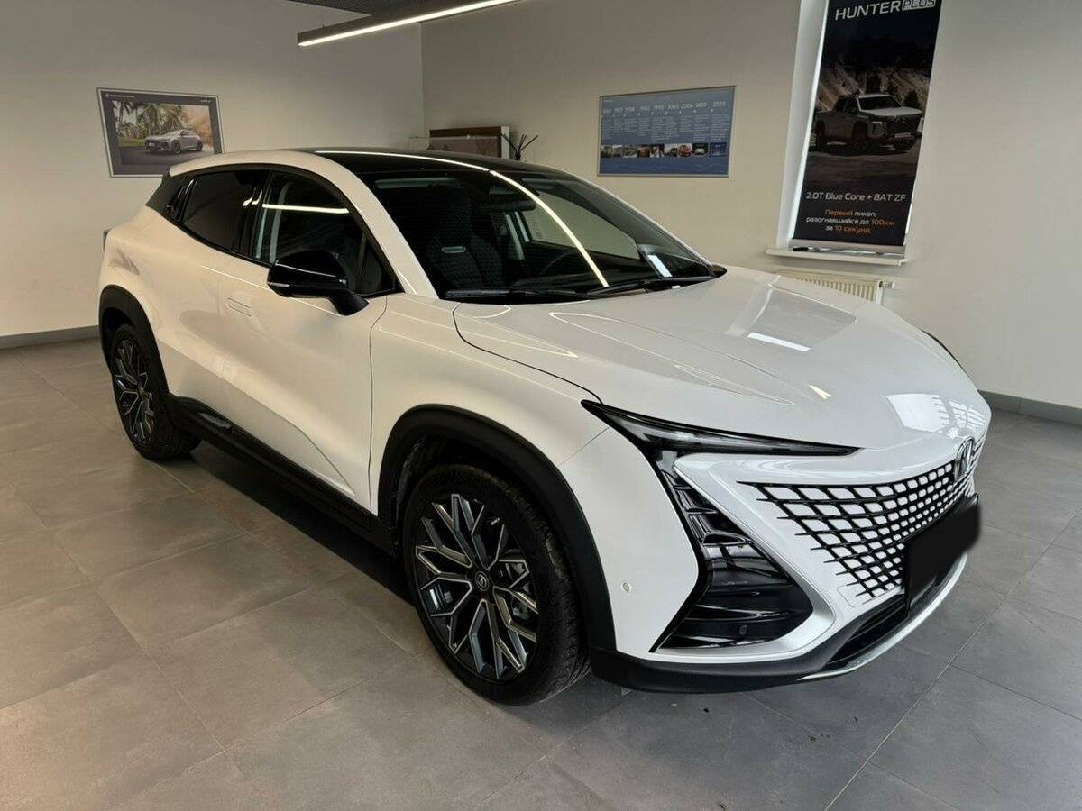 Б/У Чанган УНИ-Т 2024 года. Фото: #2