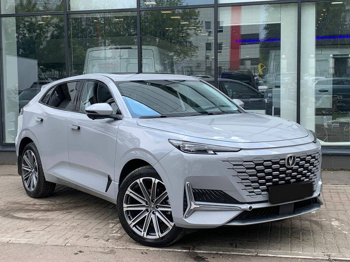 Б/У Чанган УНИ-К 2023 года. Фото: #2