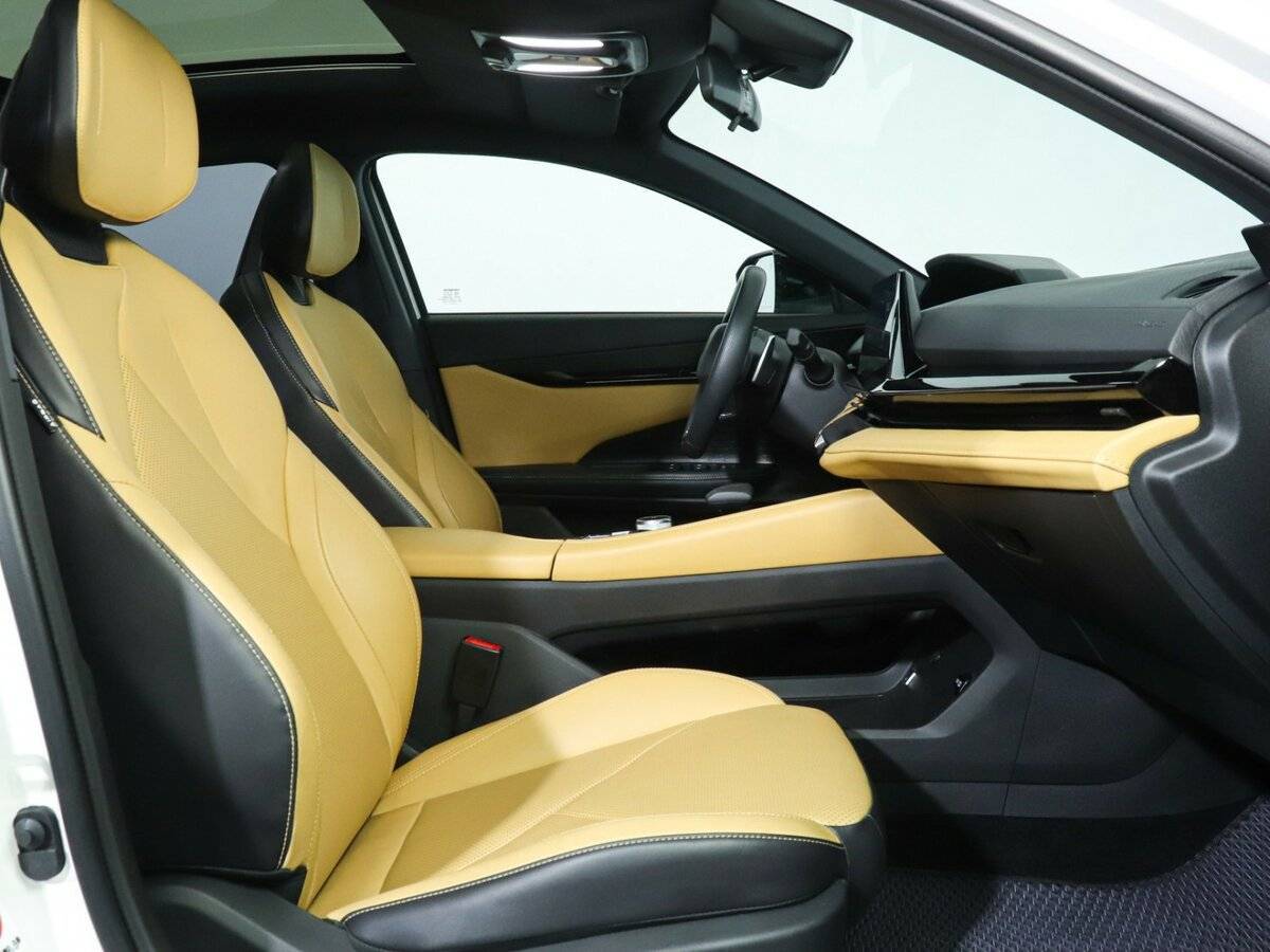 Б/У Чанган УНИ-В 2022 года. Фото: #16