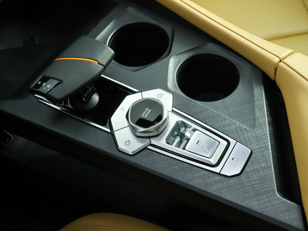 Б/У Чанган УНИ-В 2022 года. Фото: #18