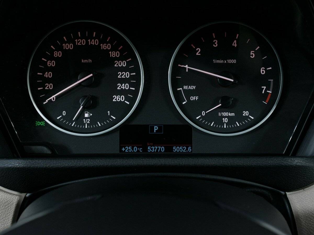 Б/У БМВ Икс1 2017 года. Фото: #11