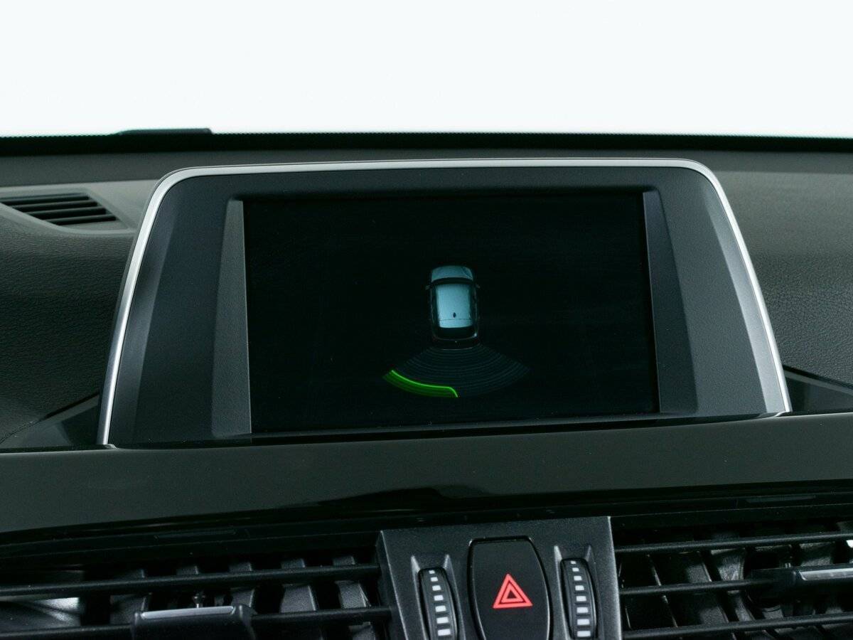 Б/У БМВ Икс1 2017 года. Фото: #15