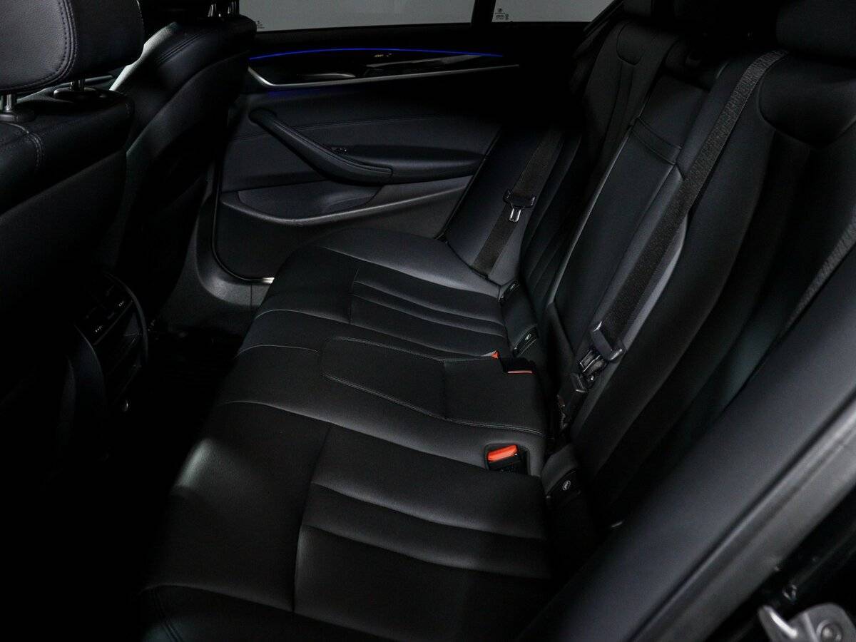 Б/У БМВ 5 серии 2018 года. Фото: #9