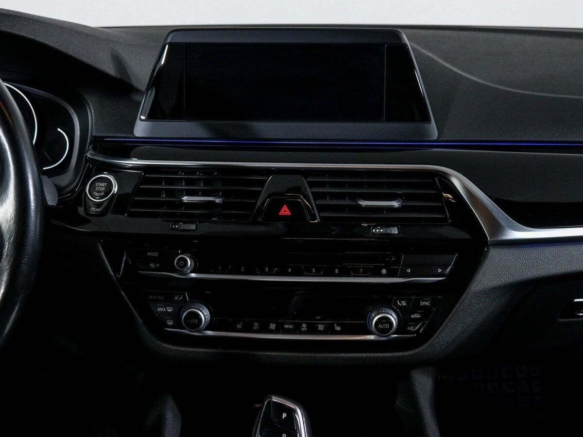 Б/У БМВ 5 серии 2018 года. Фото: #12