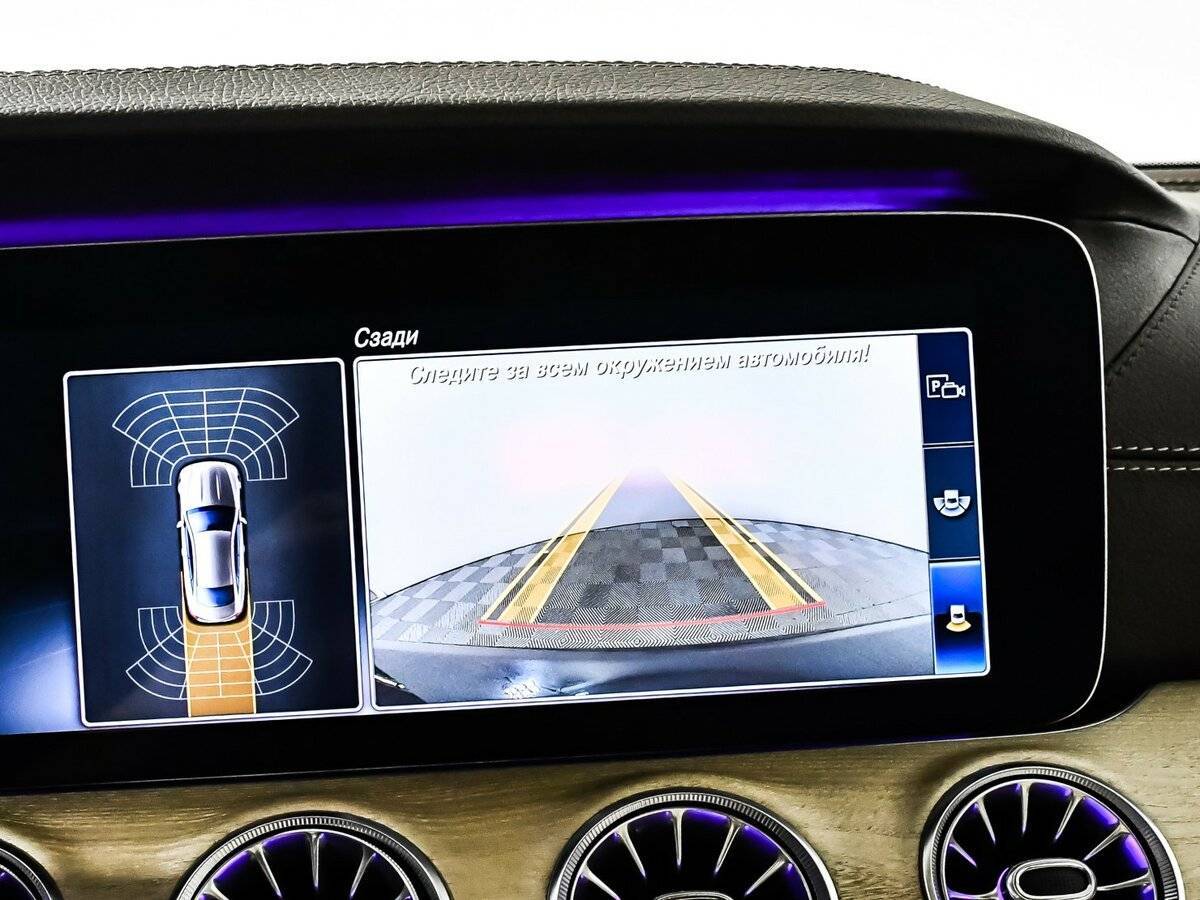 Б/У Мерседес-Бенц Е-Класс 2019 года. Фото: #21