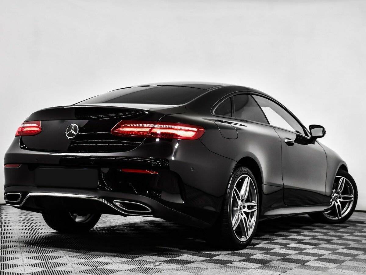 Б/У Мерседес-Бенц Е-Класс 2019 года. Фото: #26