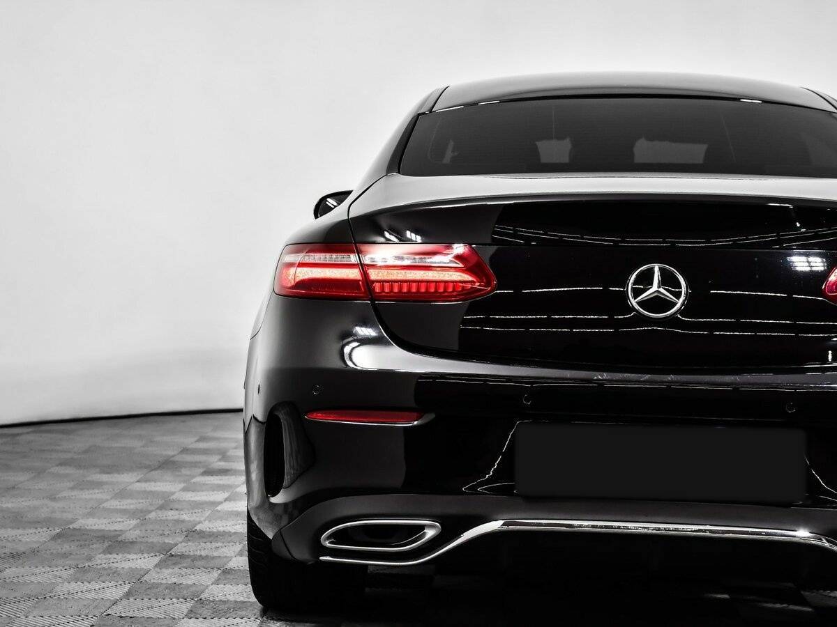 Б/У Мерседес-Бенц Е-Класс 2019 года. Фото: #27