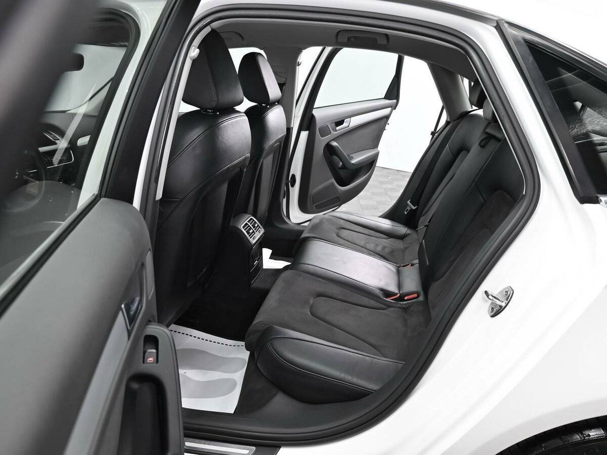 Б/У Ауди А4 2010 года. Фото: #13