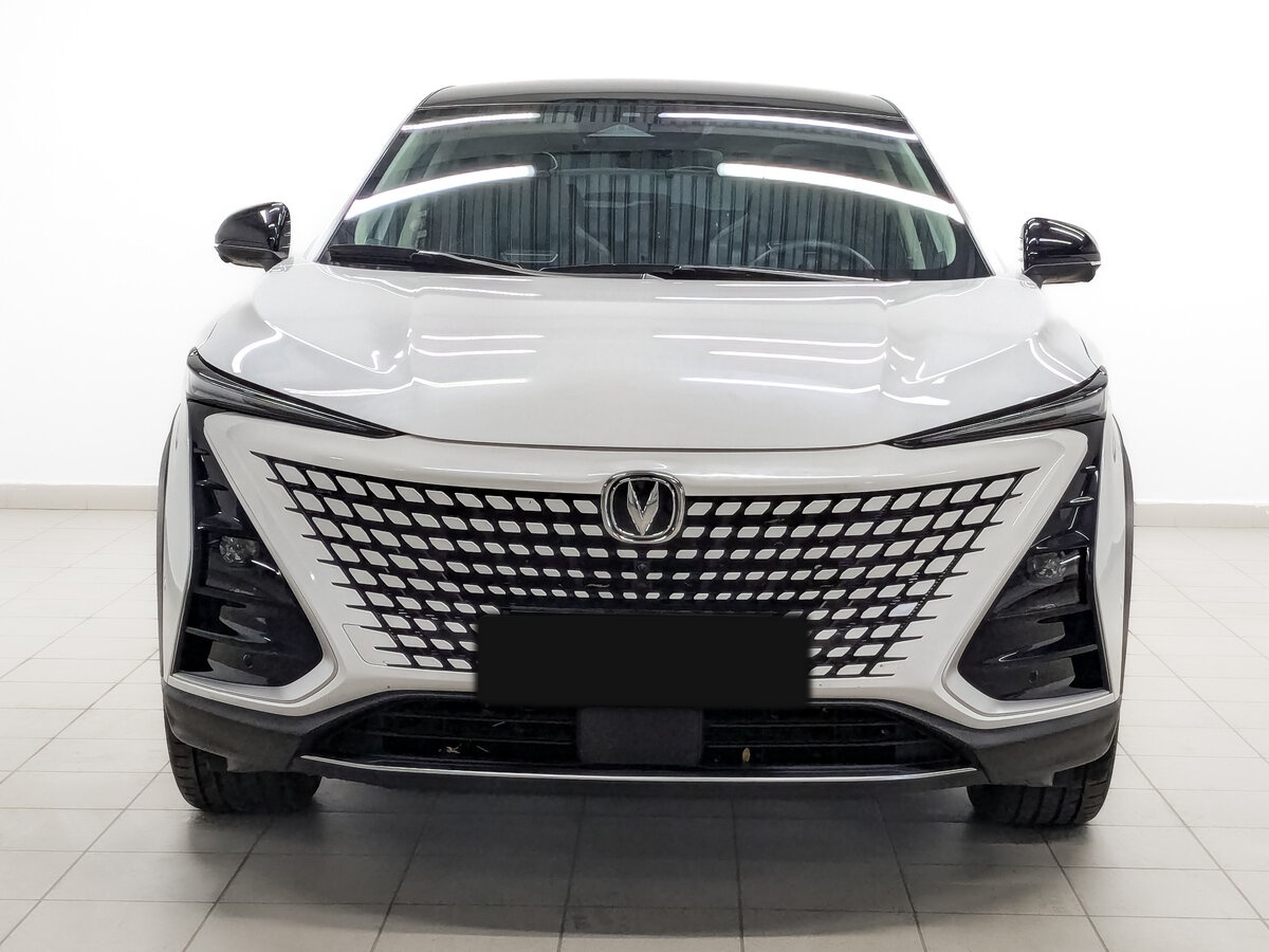 Б/У Чанган УНИ-Т 2024 года. Фото: #1