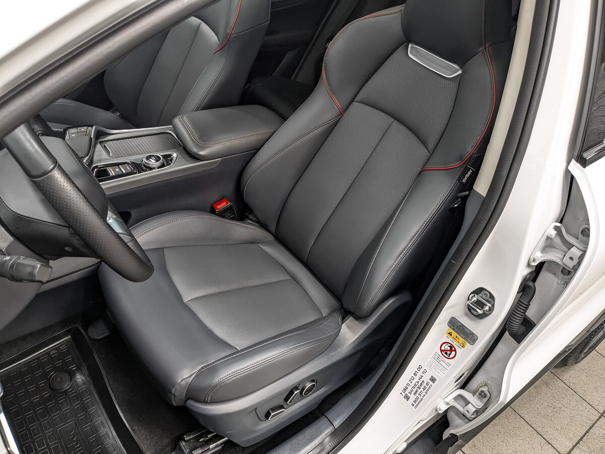 Б/У Чанган УНИ-Т 2024 года. Фото: #17