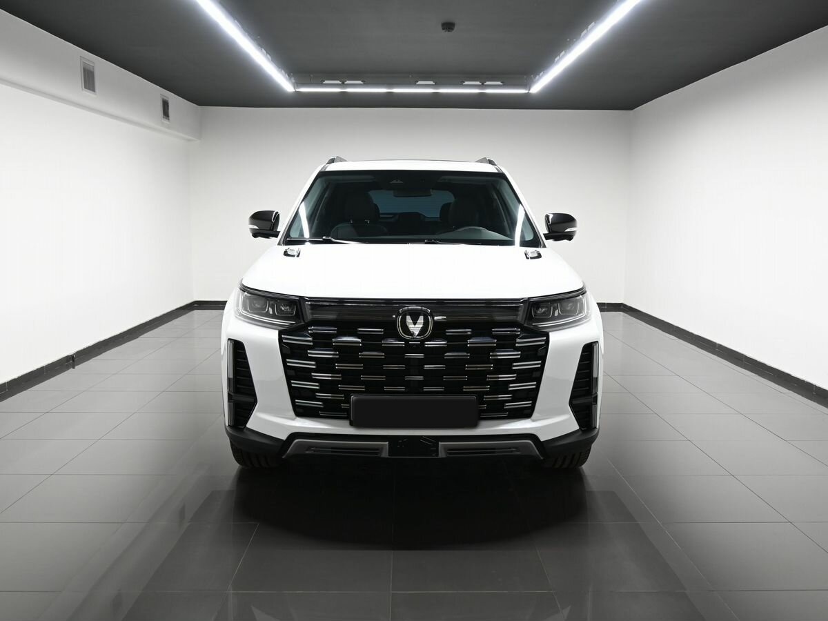 Б/У Чанган КС95 2023 года. Фото: #2