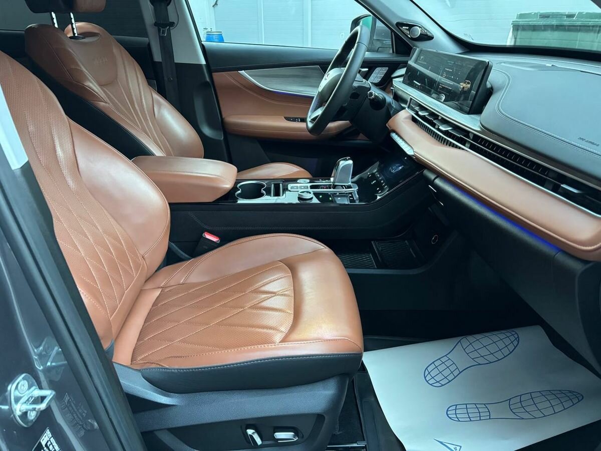 Б/У Чери Тигго 8 Про е+ 2023 года. Фото: #12