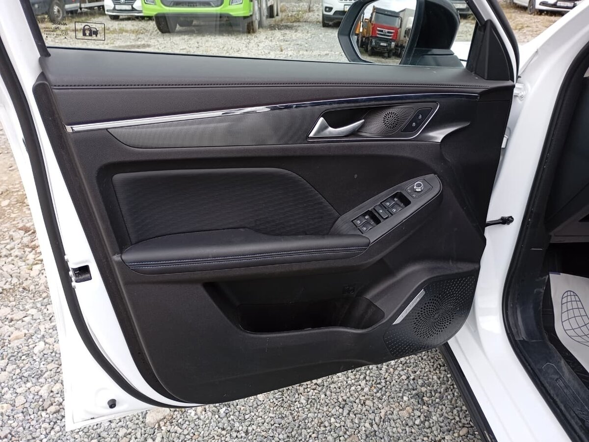 Б/У Хавал Джолион 2024 года. Фото: #14