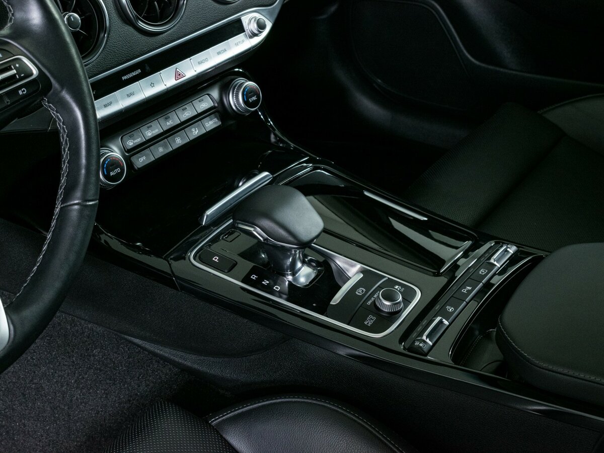 Б/У Киа Стингер 2021 года. Фото: #14