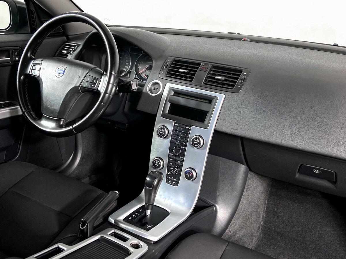 Б/У Вольво С40 2010 года. Фото: #7