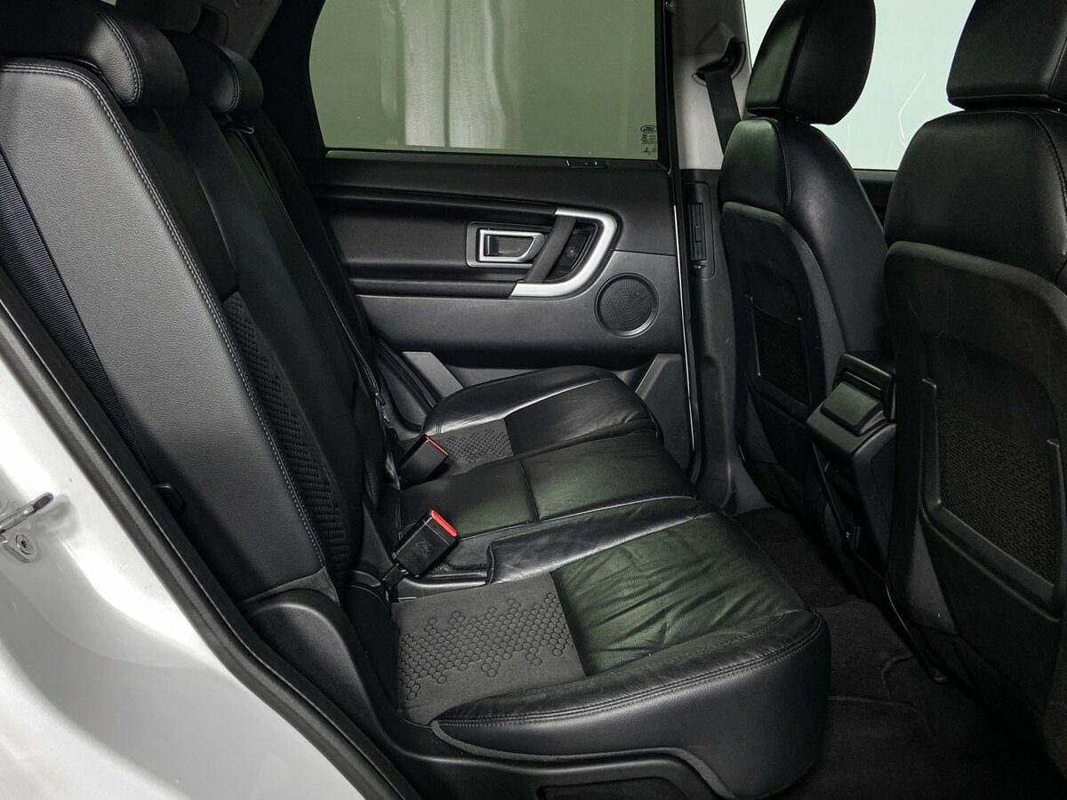 Б/У Лэнд Ровер Дискавери Спорт 2018 года. Фото: #9