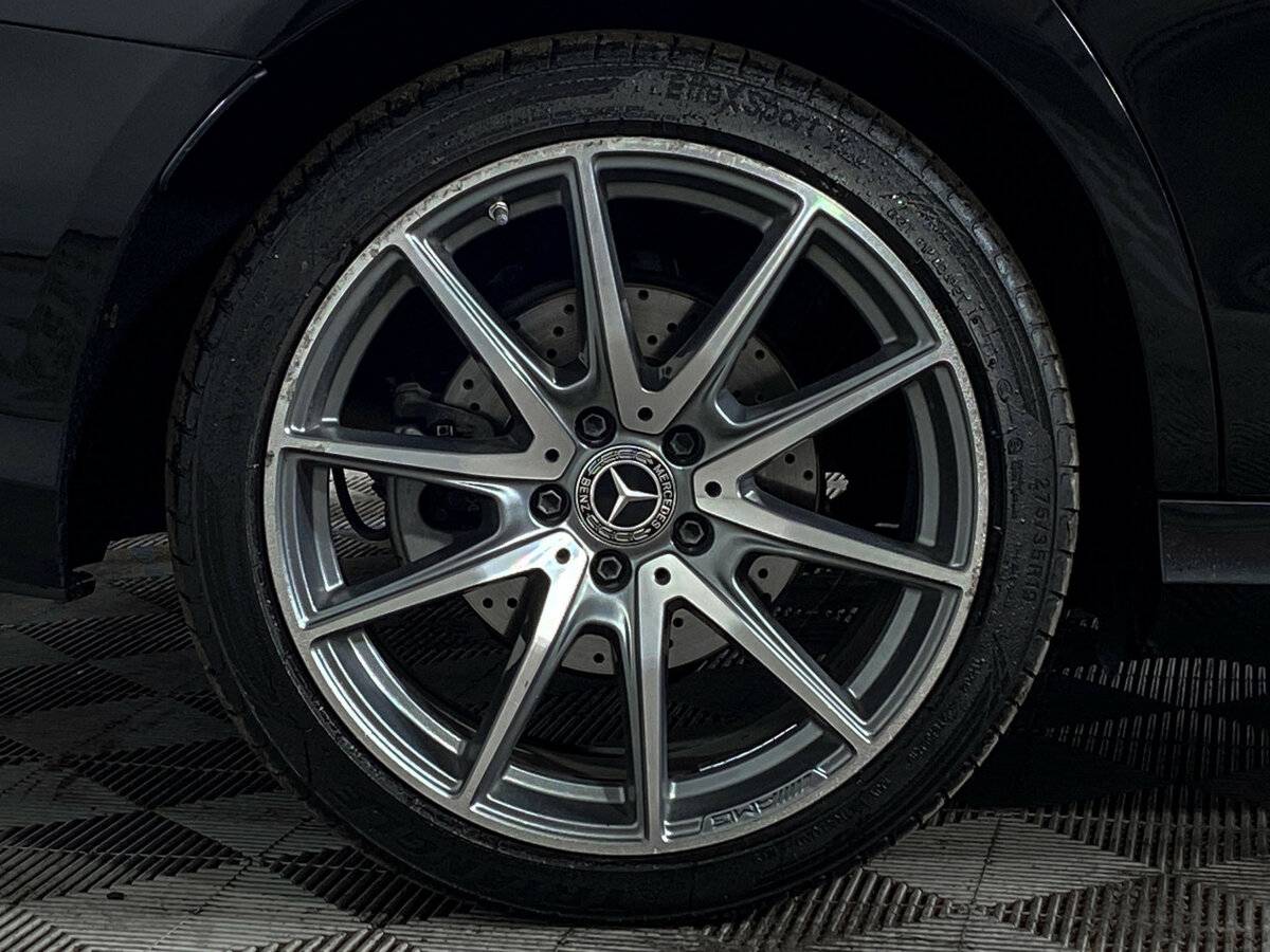 Б/У Мерседес-Бенц Е-Класс 2021 года. Фото: #17