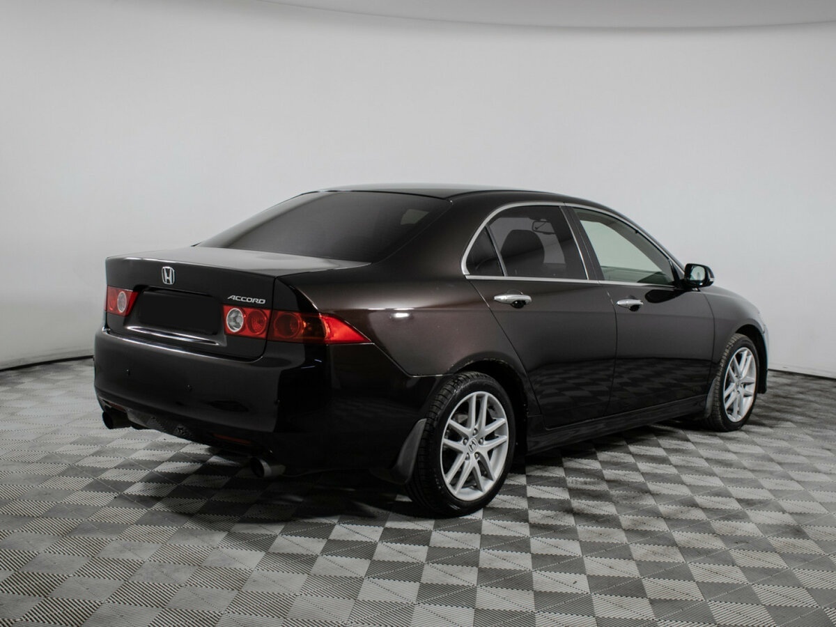 Б/У Хонда Аккорд 2007 года. Фото: #4