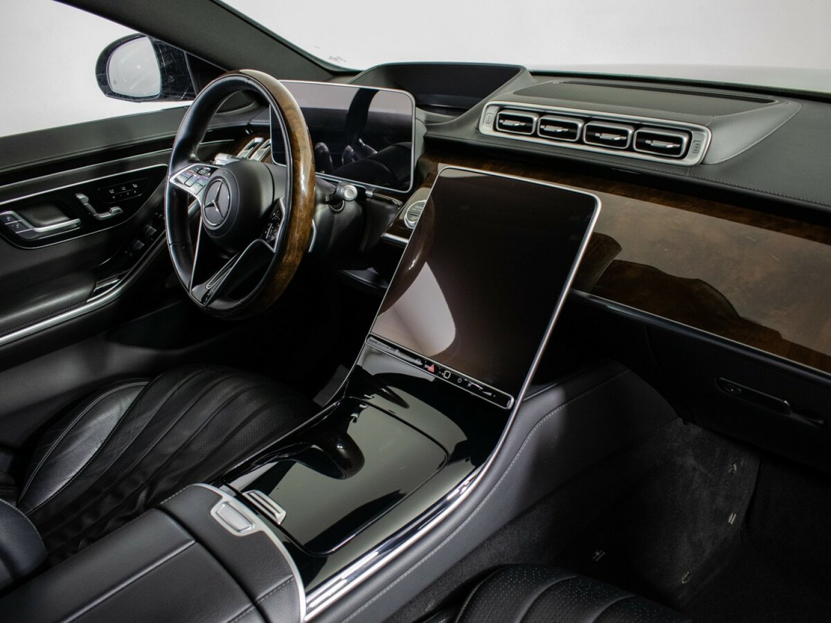Б/У Мерседес-Бенц С-Класс 2020 года. Фото: #8