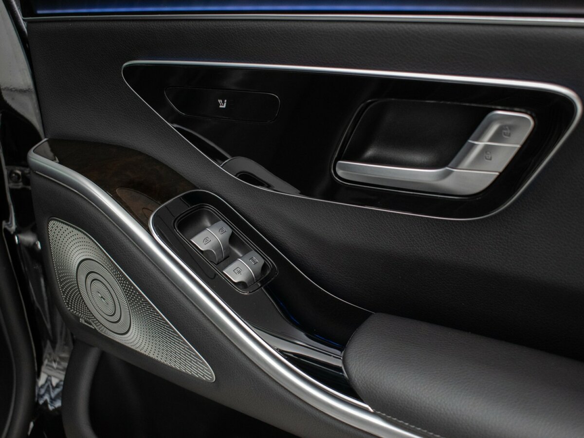 Б/У Мерседес-Бенц С-Класс 2020 года. Фото: #13