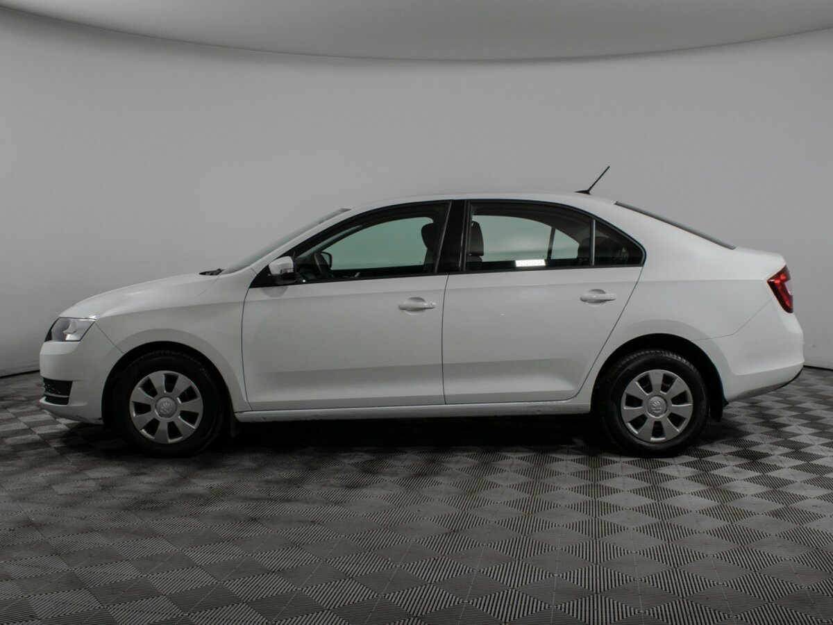 Б/У Шкода Рапид 2017 года. Фото: #7