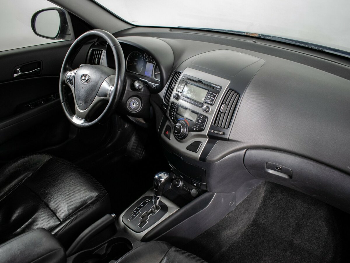 Б/У Хендай ай30 2009 года. Фото: #8