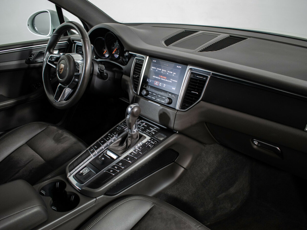 Б/У Порш Макан 2018 года. Фото: #8