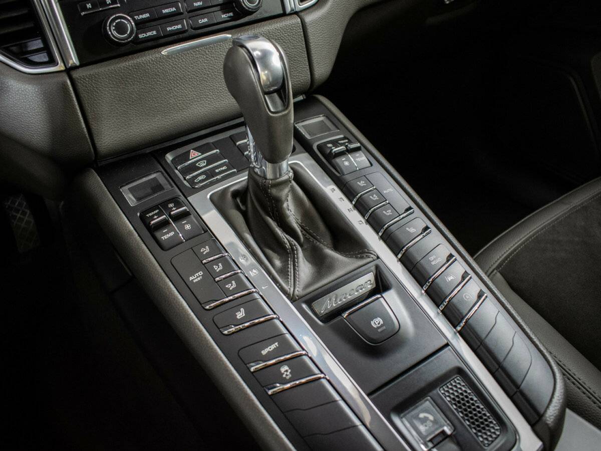 Б/У Порш Макан 2018 года. Фото: #12