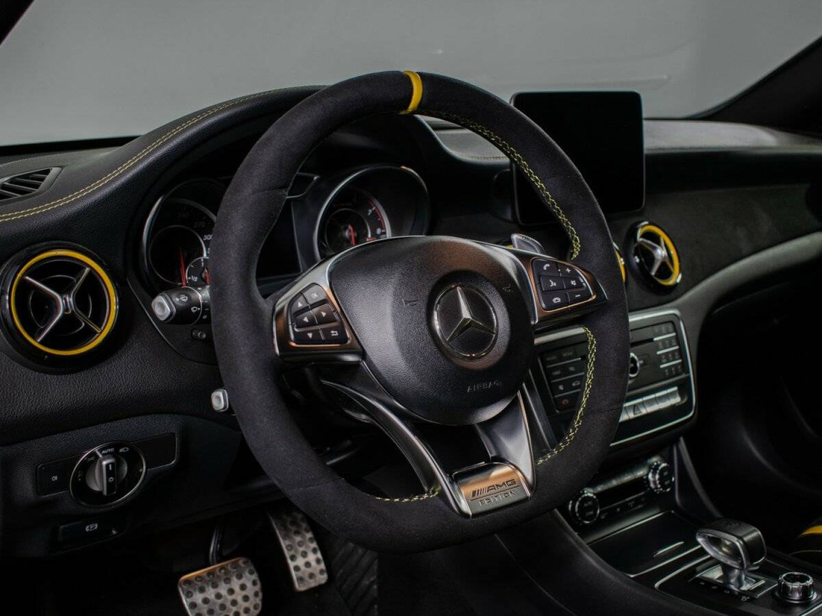 Б/У Мерседес-Бенц ГЛА АМГ 2018 года. Фото: #16