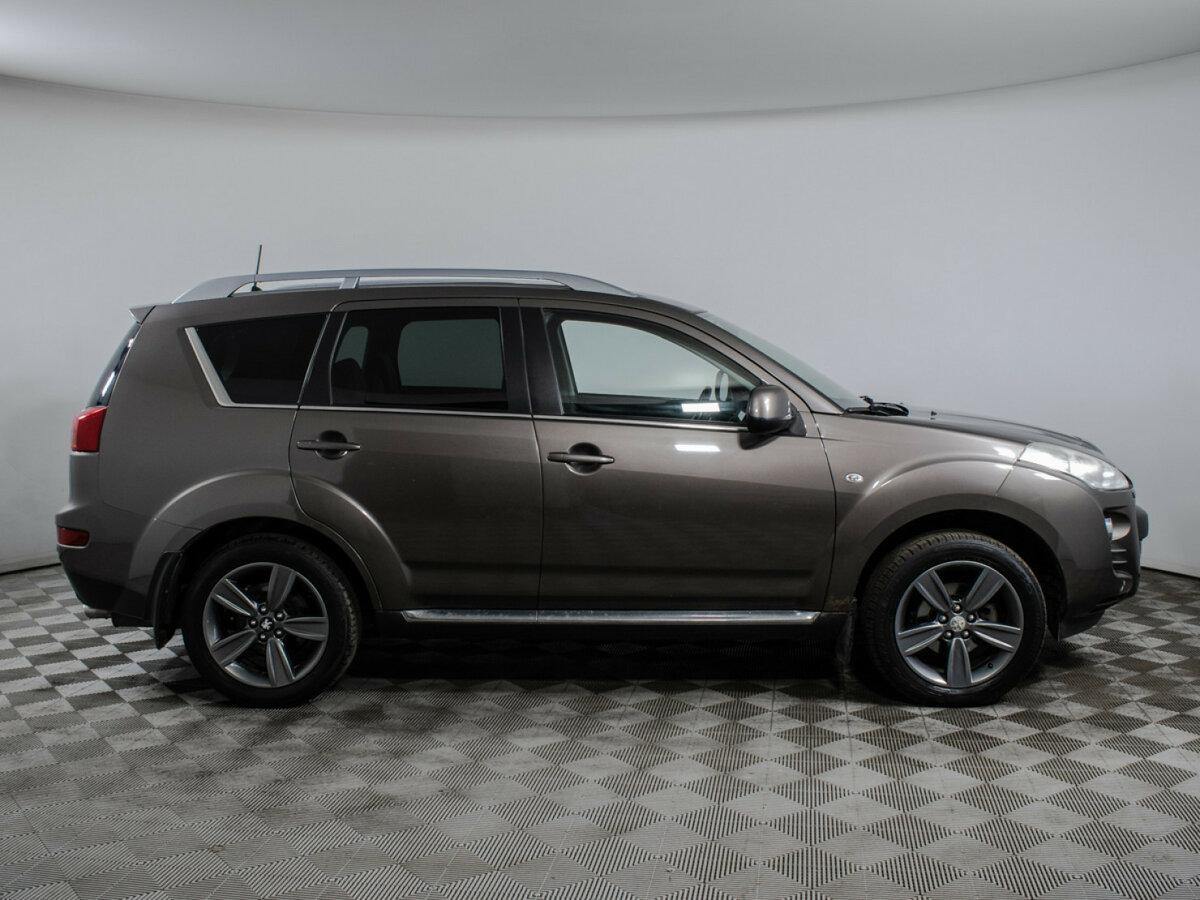 Б/У Пежо 4007 2010 года. Фото: #3