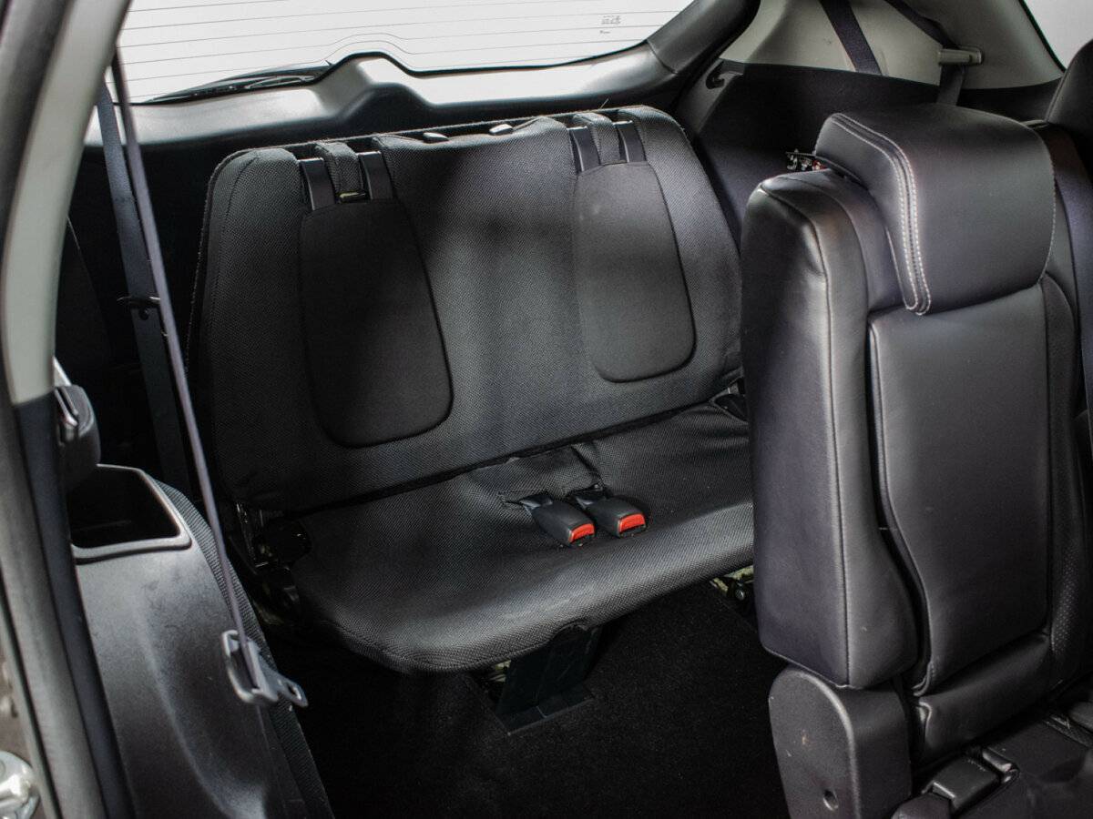 Б/У Пежо 4007 2010 года. Фото: #9