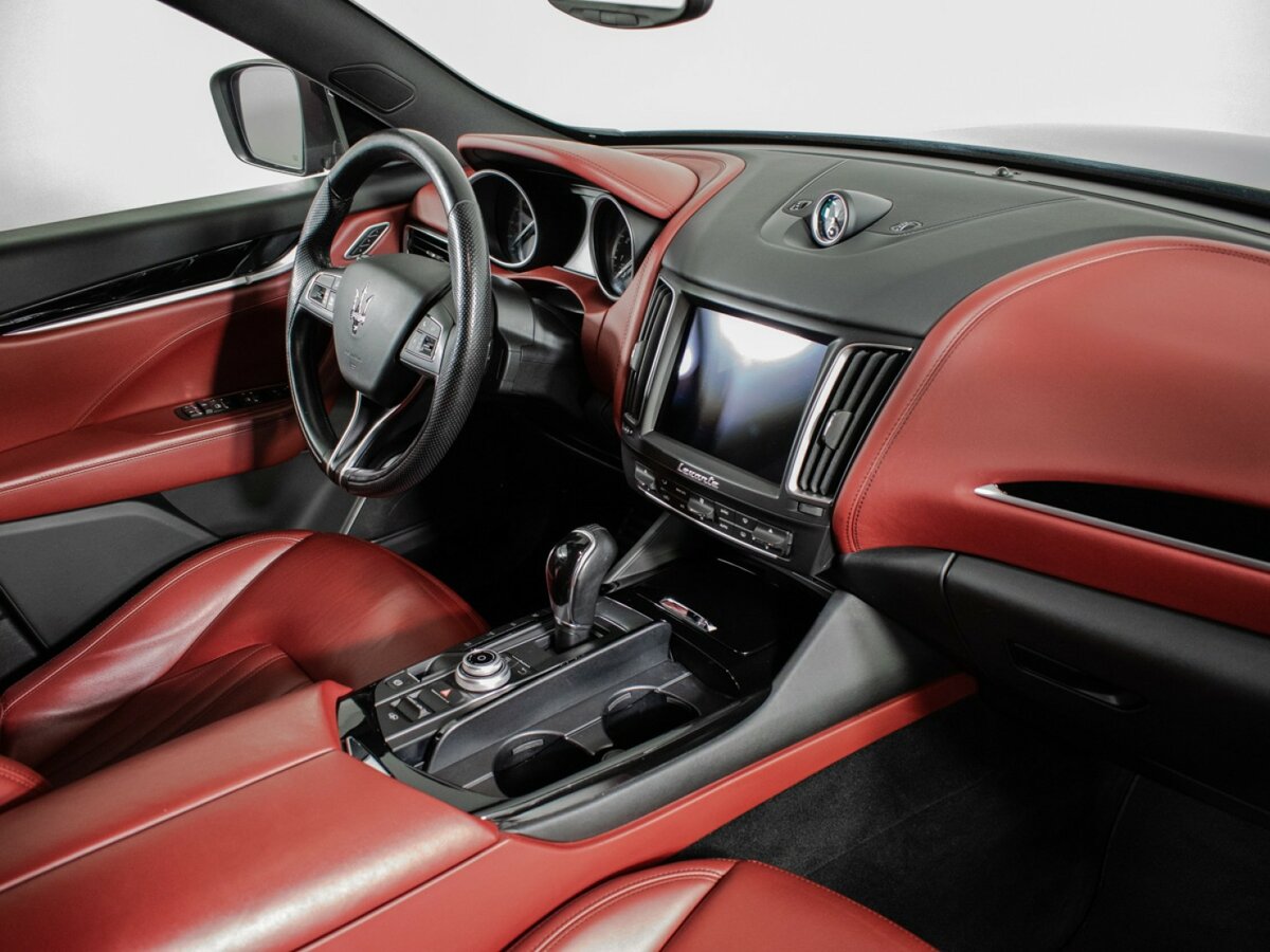 Б/У Мазератти Леванте 2017 года. Фото: #8