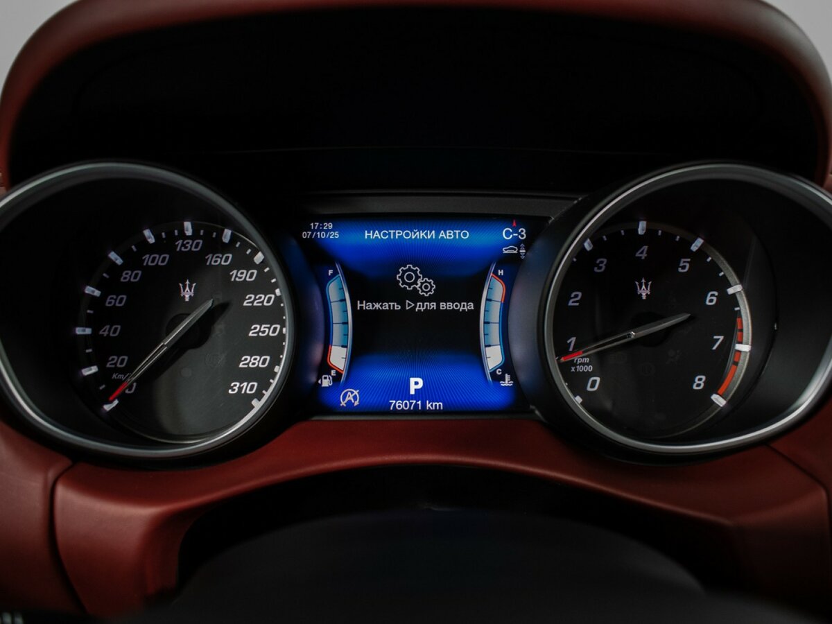 Б/У Мазератти Леванте 2017 года. Фото: #11